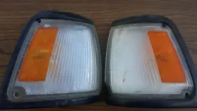 08-312-1501 TOYOTA Front Corner Lights 2WD