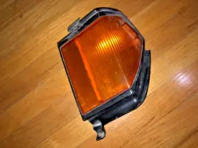 116-55889L TOYOTA Driver Corner Light Lamp Turn Signal Celica