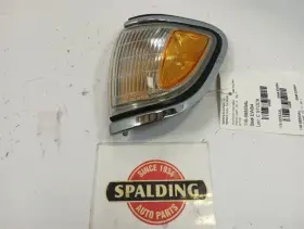 116-58553AL TOYOTA Driver Left Corner Lamp Lens Housing Park