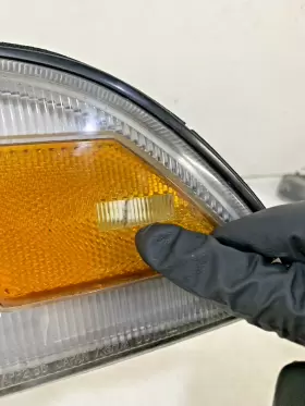 12-287 TOYOTA Left Driver Light Lamp Crack Corolla Park #3