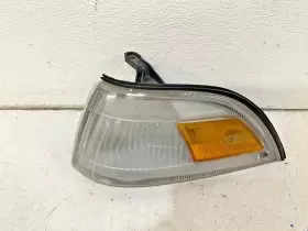 12-287 TOYOTA Left Driver Light Lamp Crack Corolla Park