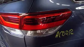 166-11074BR TOYOTA Passenger Tail Light Quarter Panel