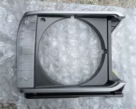 81610-39195 TOYOTA Right Lamp Hilux Iki