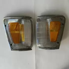 8161089179 TOYOTA OEM Corner Light Left Right 4RUNNER