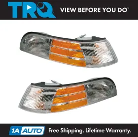 SLA75379 FORD Corner Marker Light Set Crown Victoria