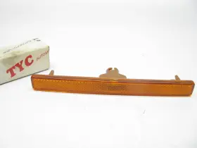 18-5149-01 TYC Front Right Marker Light Buick Regal