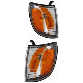 TO2520157C UZOOKA Driver Passenger Parking Light Toyota