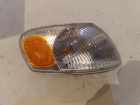 TY20076A1R VAIP Passenger Corner Light Toyota Corolla