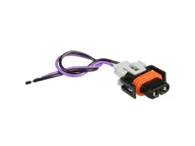 85NZFC53 WELLS Cornering Lamp Socket Connector Metro Geo
